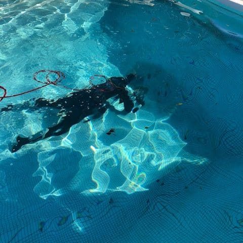 Détection de fuite en milieu aquatique par inspection visuelle