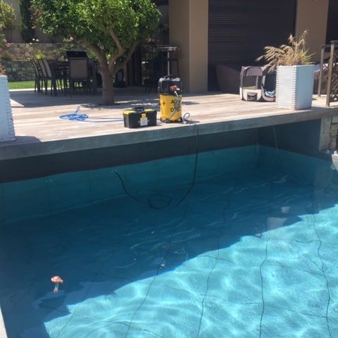 Contrôle des installations immergées par un plongeur spécialisé